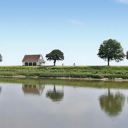 Longere Plain Pied En Campagne * Favieres (Somme)
